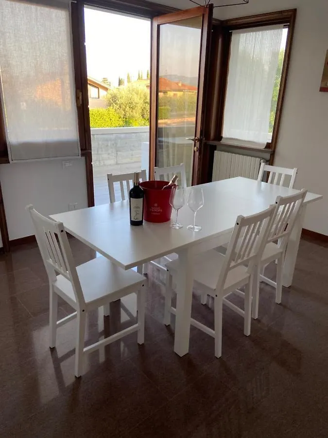 Residenza Villa Leonida SantʼAmbrogio di Valpolicella