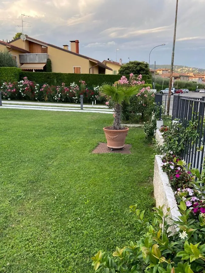 Residenza Villa Leonida SantʼAmbrogio di Valpolicella